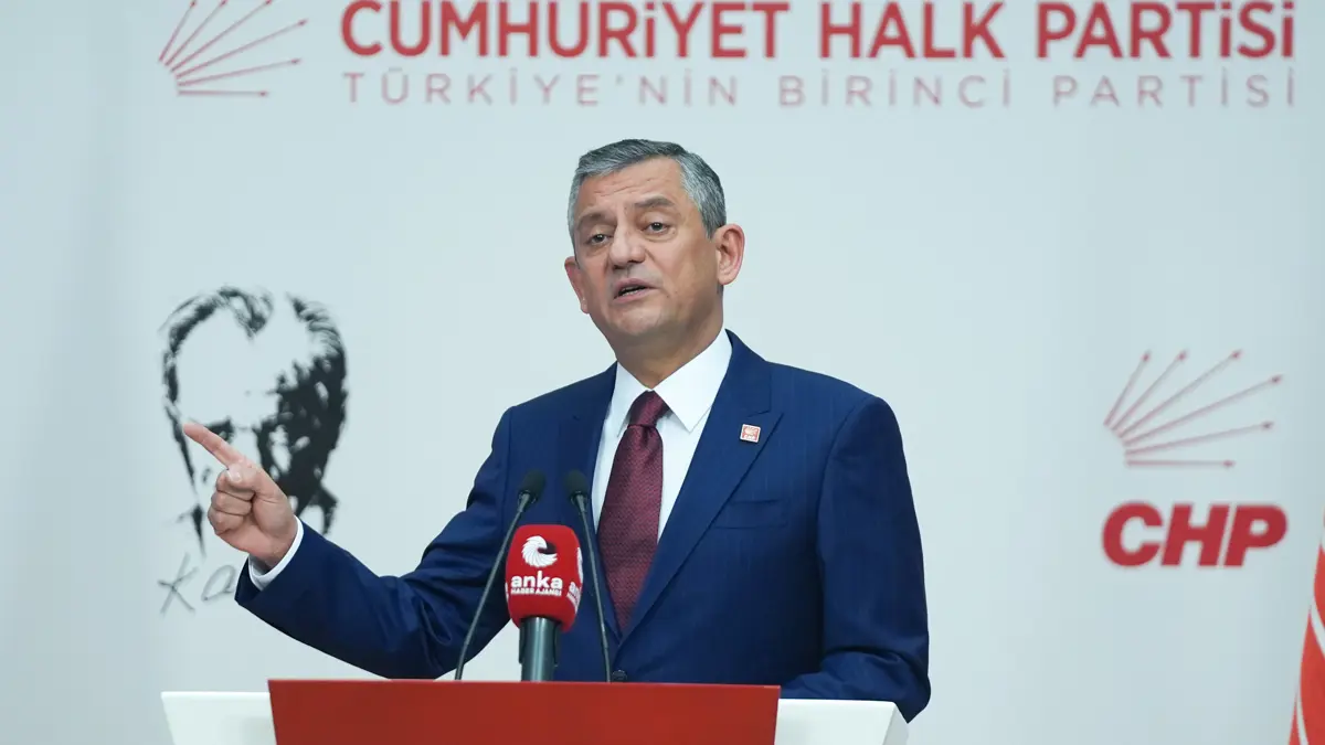 CHP’lilerin dosyası Ankara’da. Aralarında Özgür Özel ve Veli Ağbaba da var